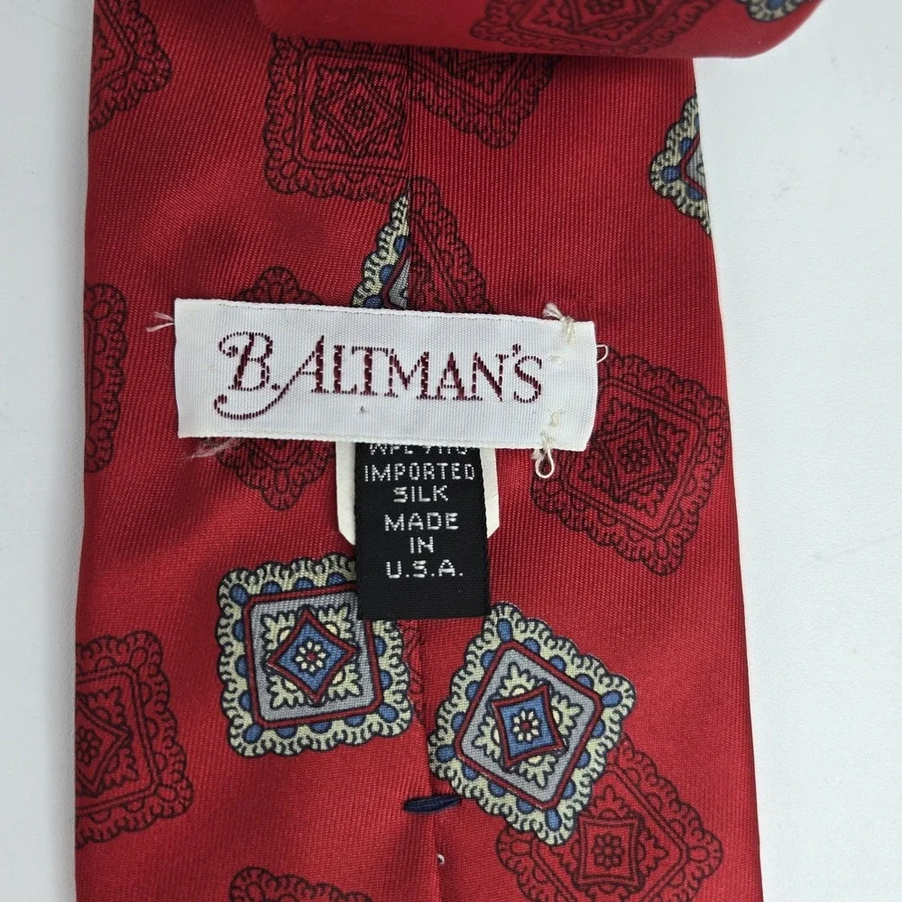 Vtg B. Altman & Co Tie Mens Silk Red Blue Geometric Medallion‎ Luxury Deadstock